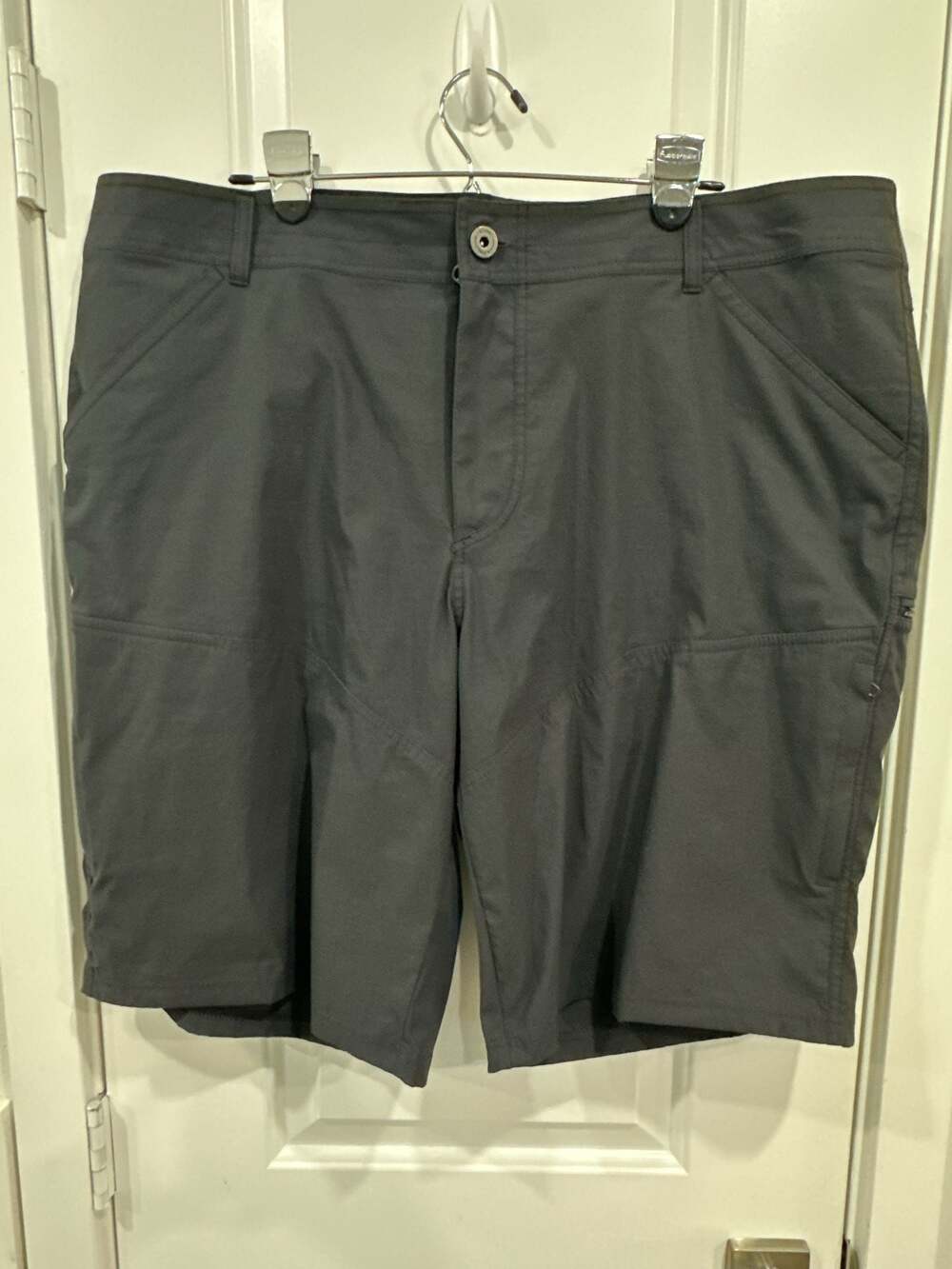 KÜHL Renegade Men's Performance Hiking Cargo Shorts Dark Gray Size 42